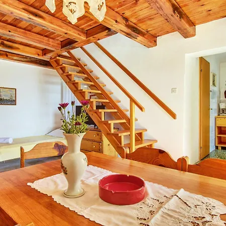 2240 Apartmán Martinšćica